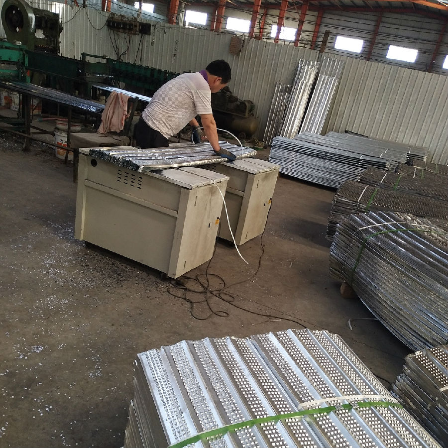 10721521790946.jpg 10721521790946.jpg