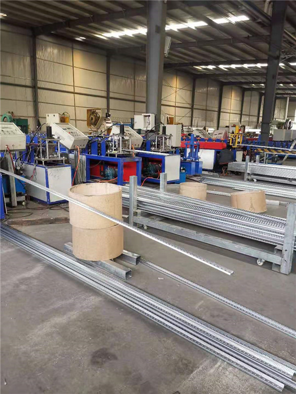 魚(yú)鱗網(wǎng)車間.jpg 魚(yú)鱗網(wǎng)車間.jpg